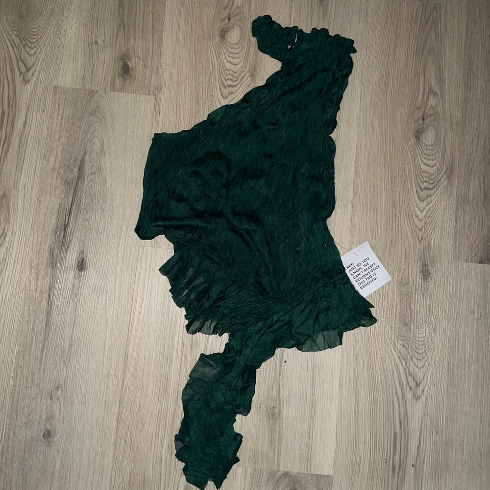 NWT ASOS Ruffle Blouse – Size 12 Sleeveless Crinkle Neck Top